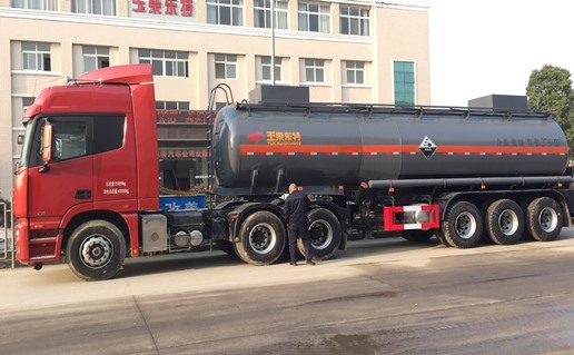 槽罐車