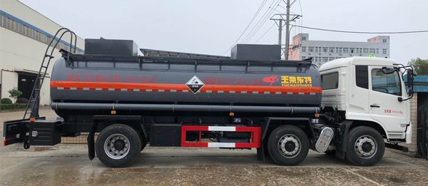 小三軸槽罐車