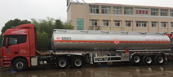 油罐車